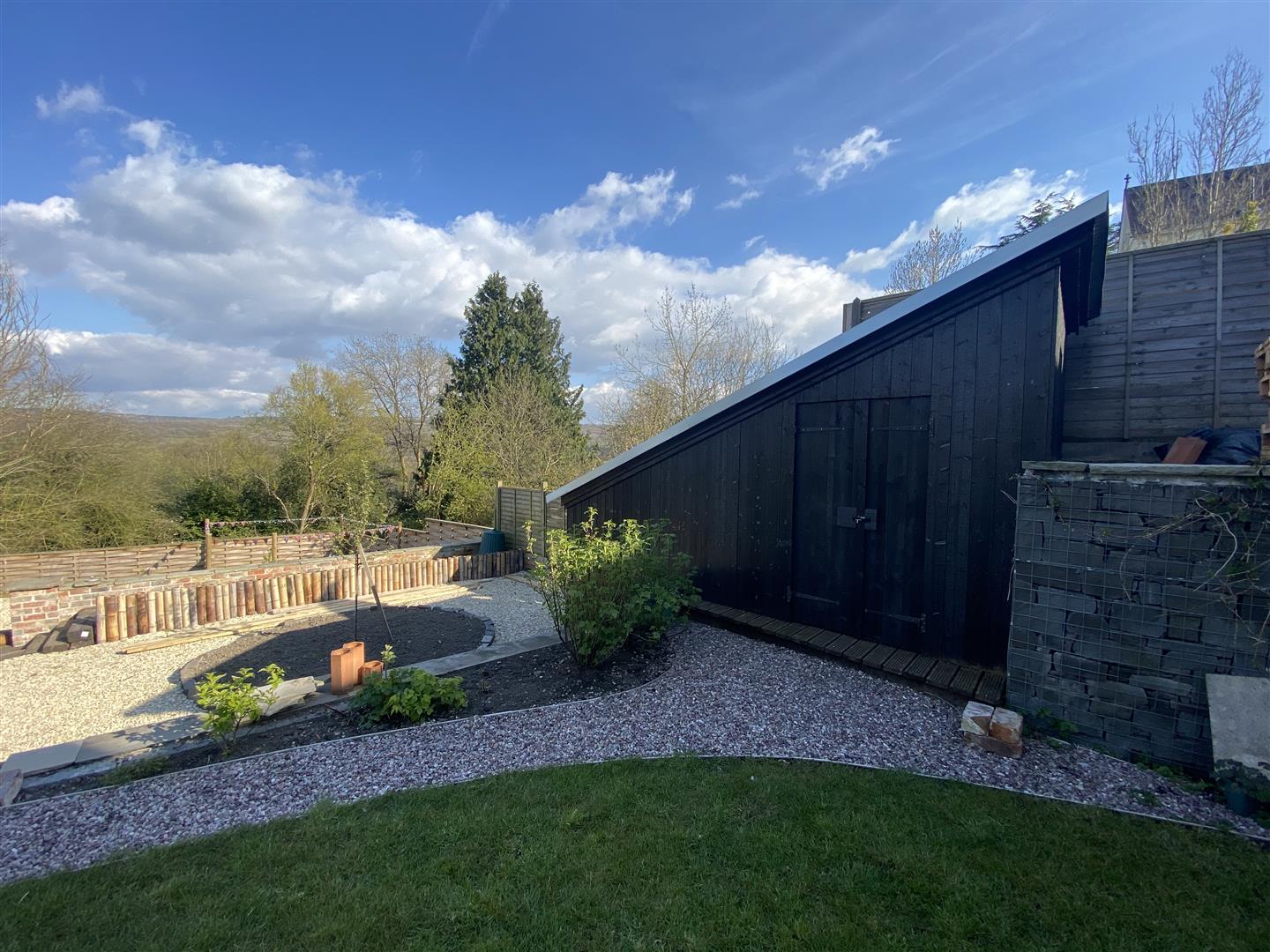 SHOU SUGI BAN GARDEN STORE & POTTING SHED